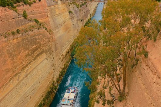 Ancient Corinth Tour: Half Day